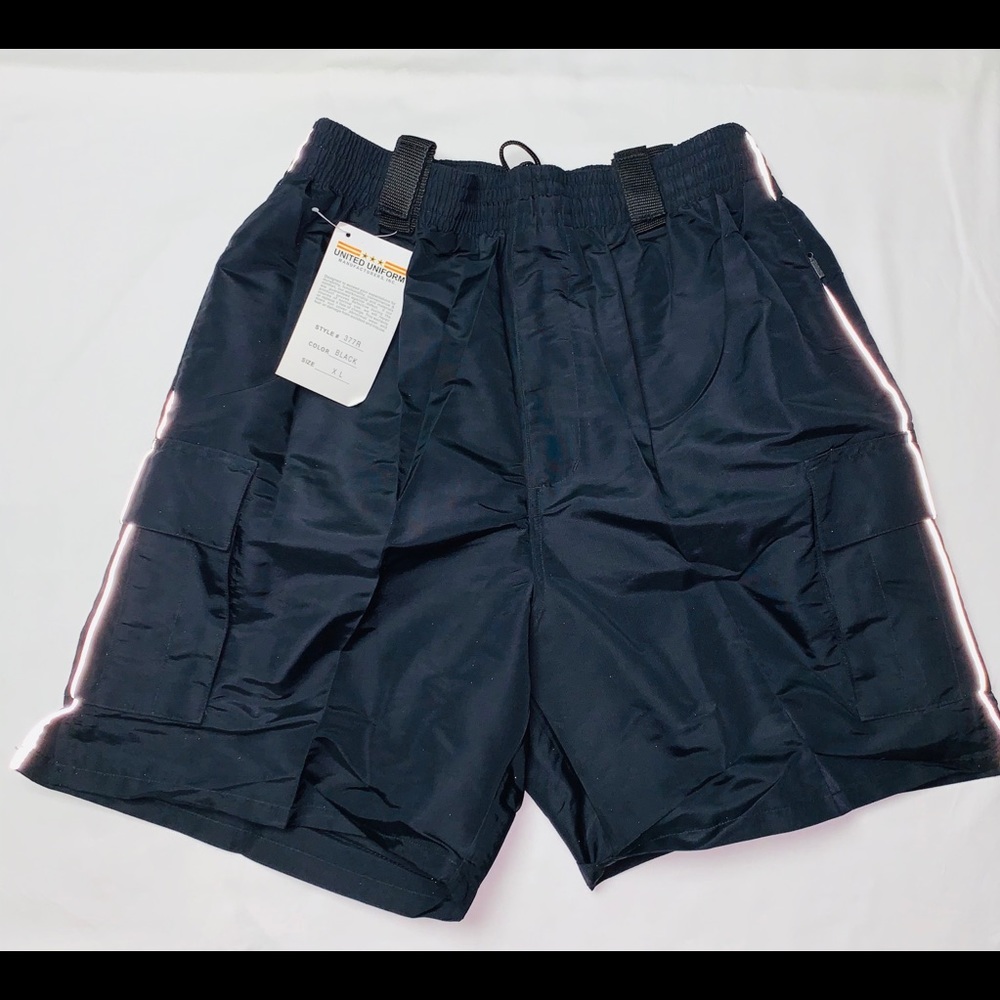 UNITED UNIFORM  MANUFACTURERS TACTICAL SHORTS NWT